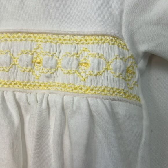 Hug Me First White with yellow embroidery smocked Pima Cotton Footie EUC 0-3 m - Picture 4 of 11
